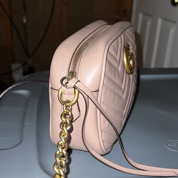 Gucci Marmont Small Shoulder Bag - Picture 7 of 7